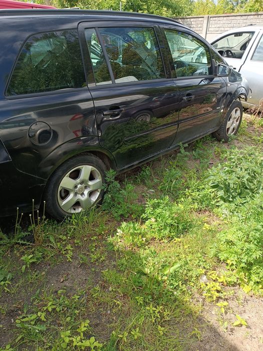 Opel Zafira B 2007r 2.0DTI 1.9citd 120KM