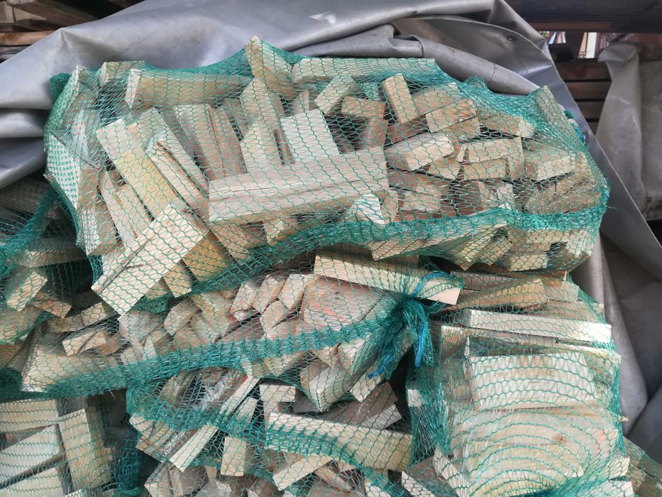 Sprzedm  drewno opałowe brzozowe suche do kominków i pieców kominkowe