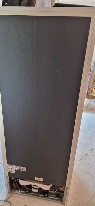 Frigorífico TEKA FTM 240