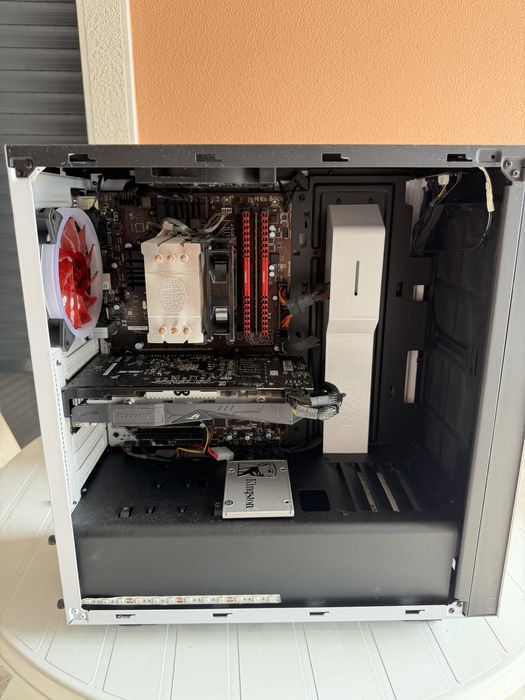 Pc gamer LED pronto a usar