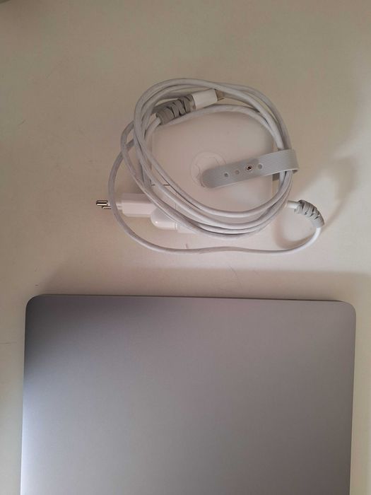 MacBook Pro 16” 2019 i7 16GB RAM 512GB SSD | Bateria em bom estado