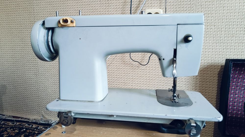 Швейна машинка "Подольск 132"