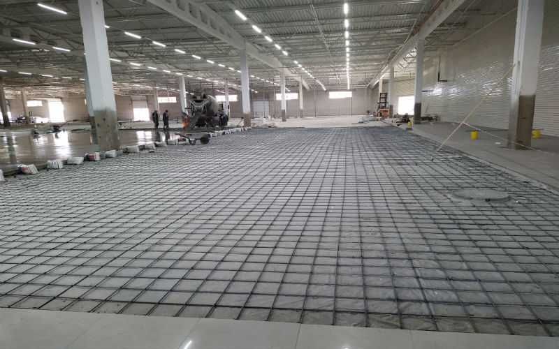 Промышленные полы, ангары, топинг, стяжка, фундамент, бетоные работы