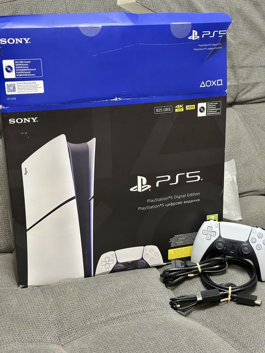 Sony Playstation  5 slim Digital Edition стан нової