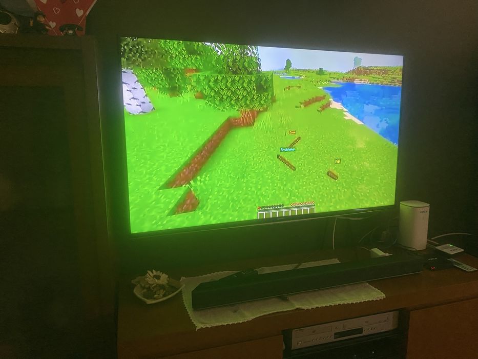 TV Samsung.  52’’.    -      3D