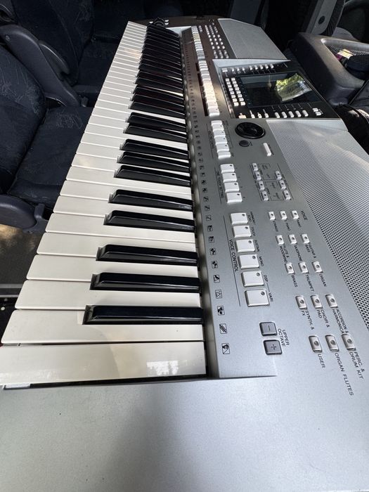 Yamaha PSR-S710