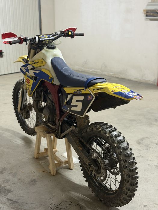 Vendo Suzuki rmz com motor rm 250 2t Matriculada