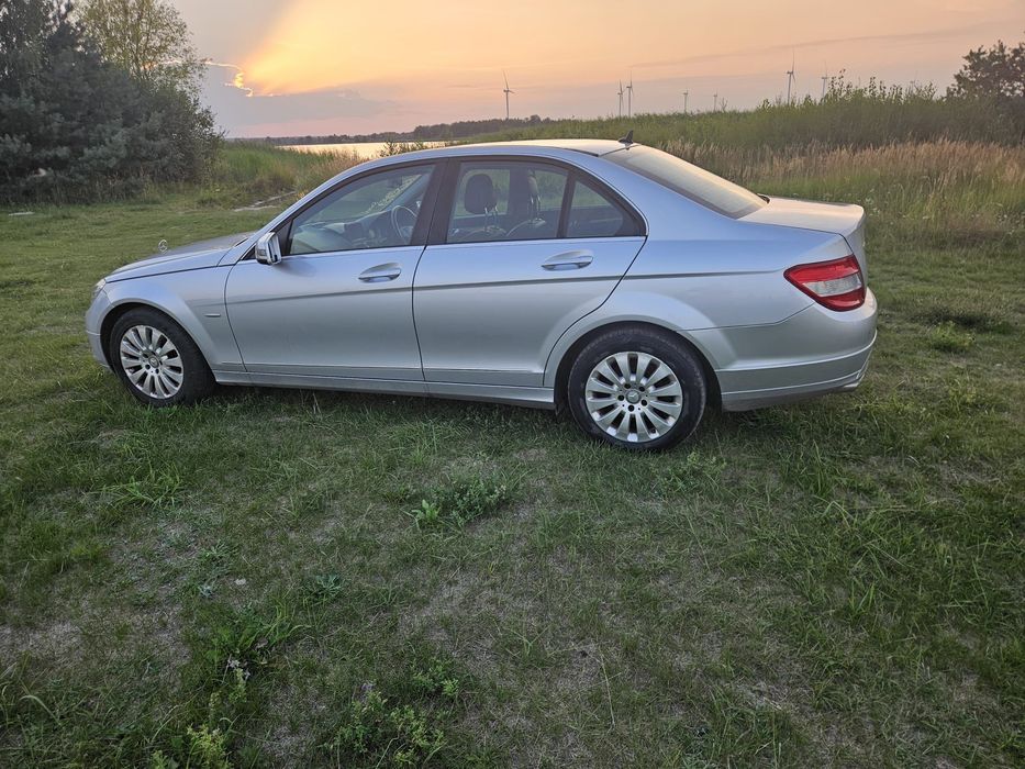Продам Mercedes C-klass diesel automat