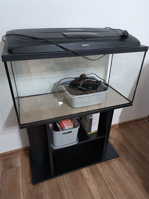 Zestaw akwarium 112l Aquael+ szafka+ sprzęt