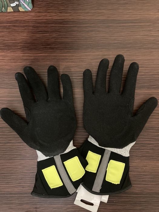 Мотоперчатки