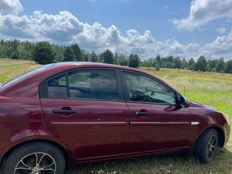 Hyundai Accent 2009 року