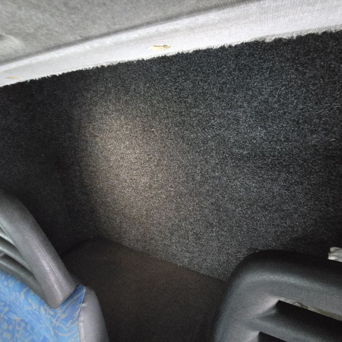 Продам івеко 2001 рік 2.8 мотор коробка 6-ступка категорія Б