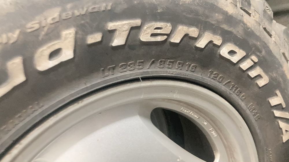 Pneus mud para Range Rover P38