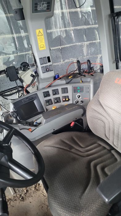 Claas axion 820 cmatic