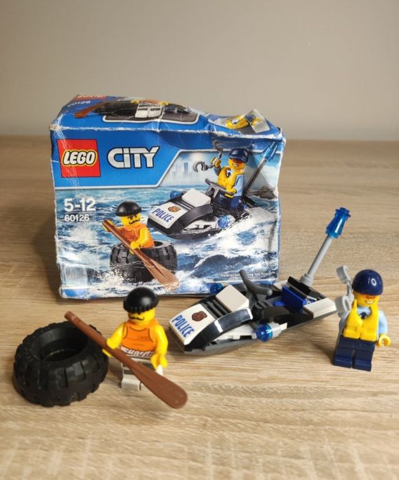 Ucieczka na oponie z serii City

Zestaw używ