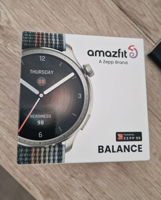 Смарт часы Amazfit Balance.