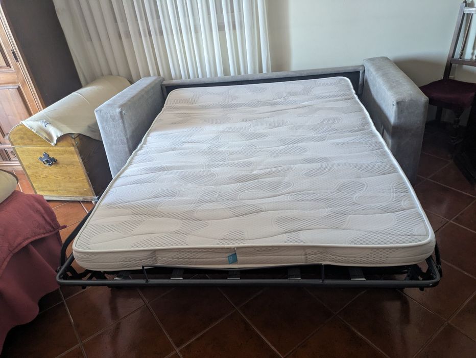 Sofá cama semi novo - possibilidade de entrega