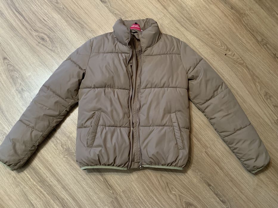 Матова куртка шоколадного кольору