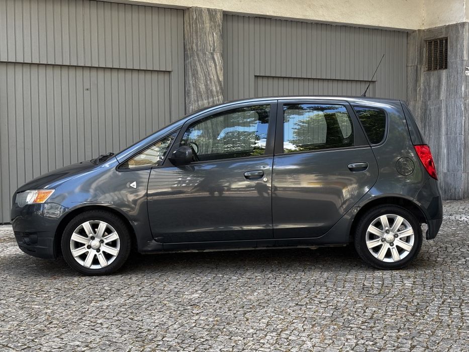 Mitsubishi Colt 1.1 Invite | 98.000 km | AC | Muito Estimado