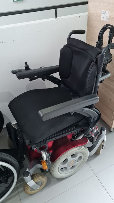 Wózek inwalidzki elektryczny