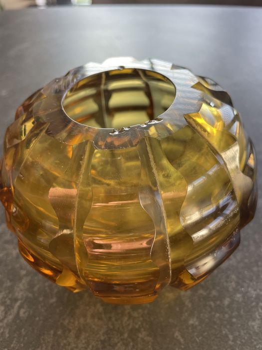 Wazon Huta Niemen Art Deco n. Hortensja Józefina Ćmielów kula