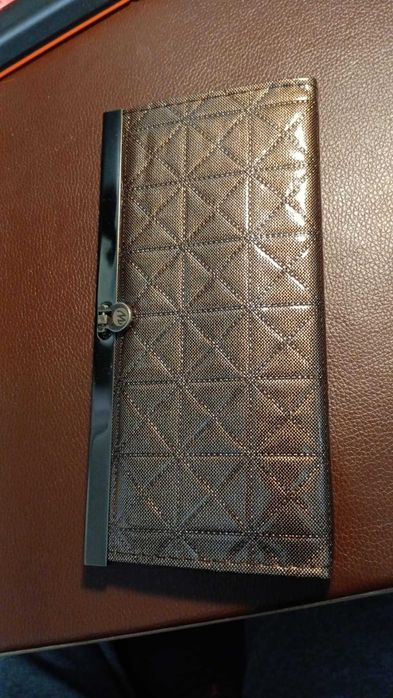 Stylowy portfel damski