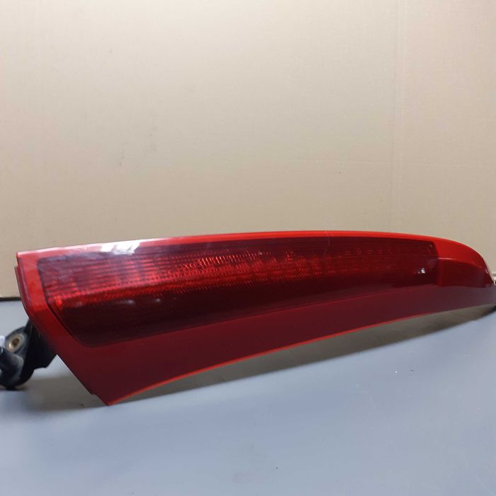 Lampa tylna prawa Volvo XC90 157.618