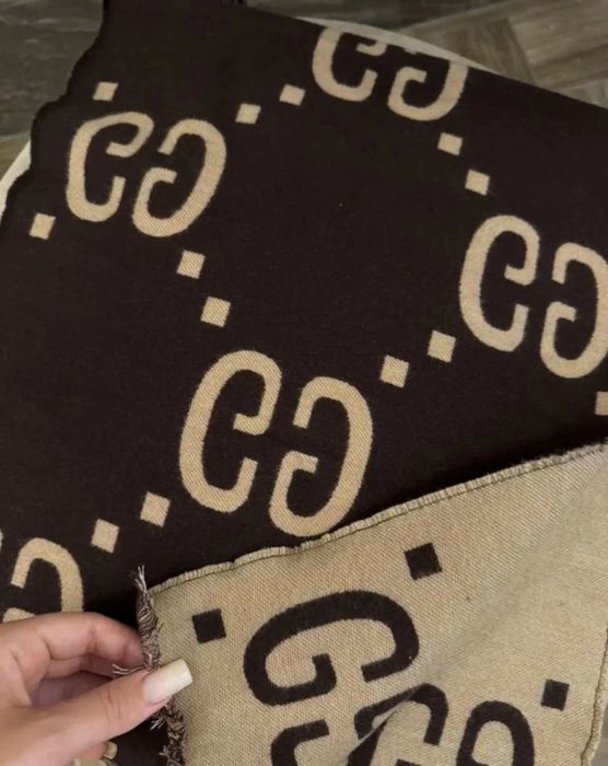 Jedwabna apaszka Gucci