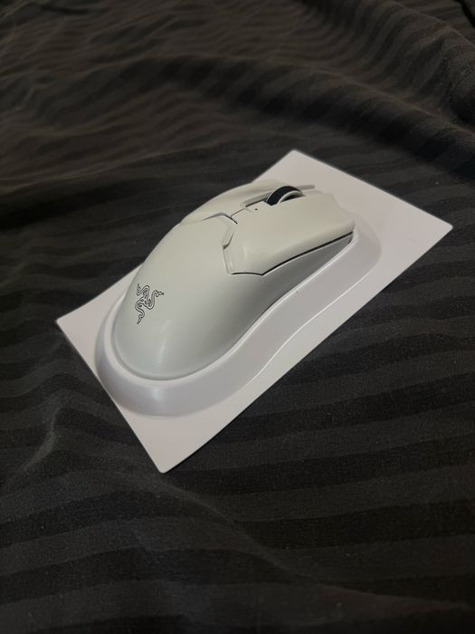 Razer Viper V2 Pro Wireless White