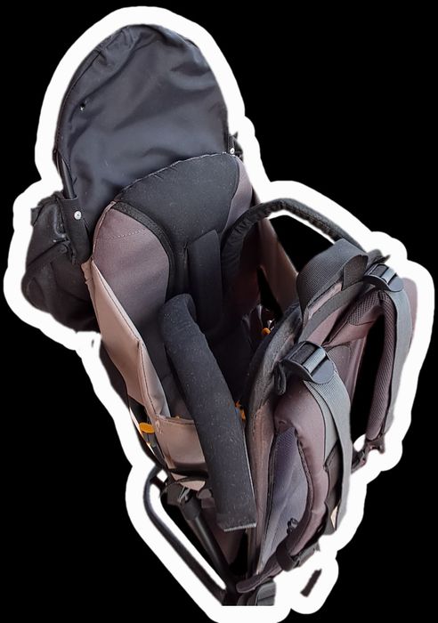 Porta bebé para caminhada