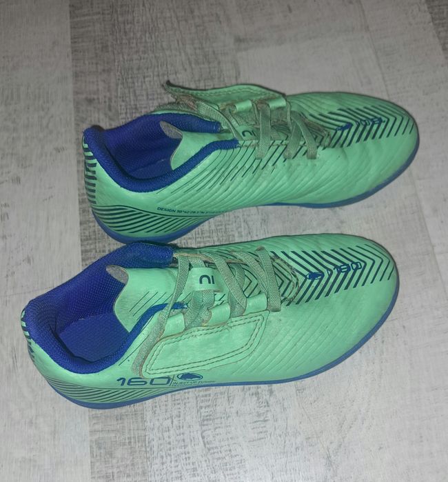 Obuwie sportowe chłopięce korki