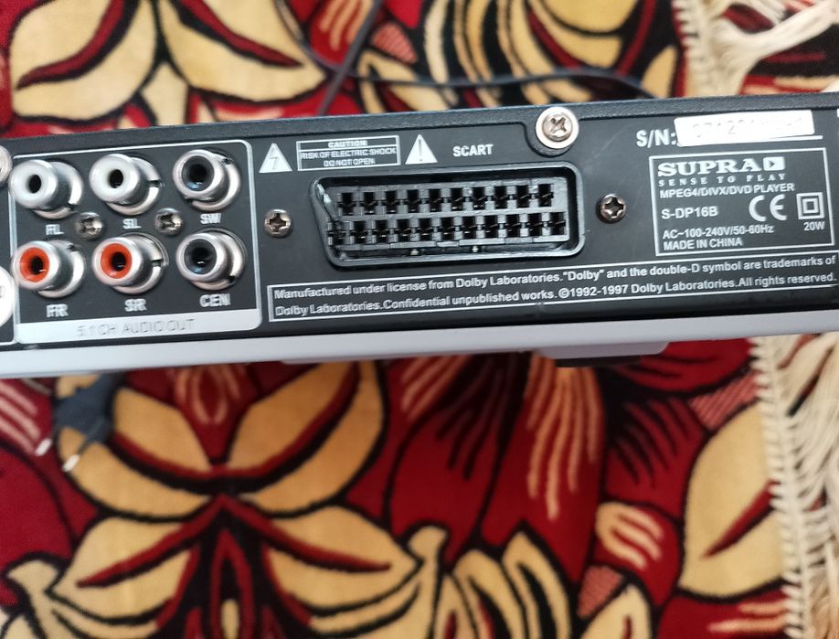 DVD player, Supra.