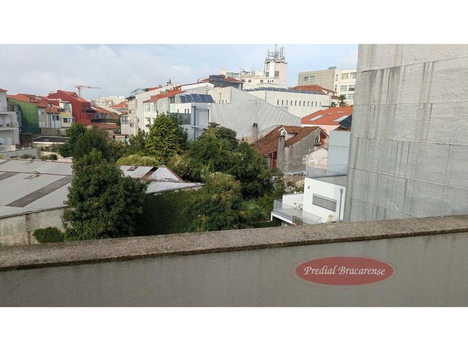 Apartamento T3 duplex no centro da cidade.