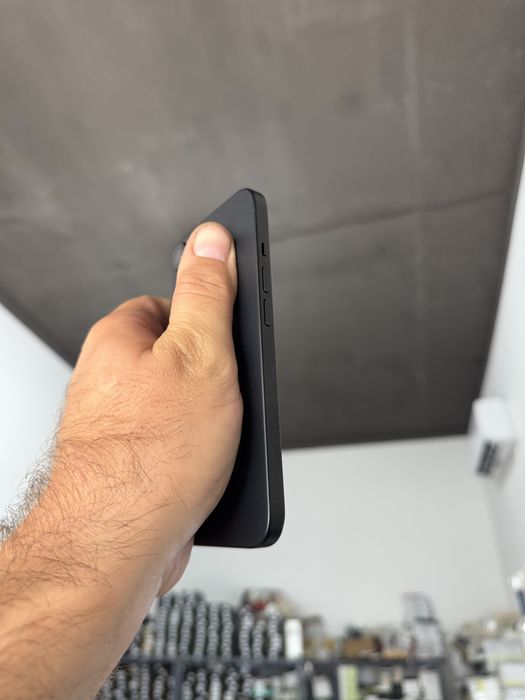 Apple Iphone 15 128 gb Neverlock 100% айфон