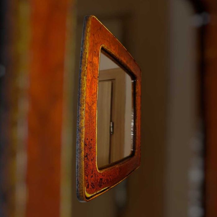 Lustro, lata 60, ceramika szkliwiona 42 x 42 cm