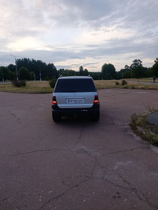 Продам Мерседес мл 163 2.7дизель .