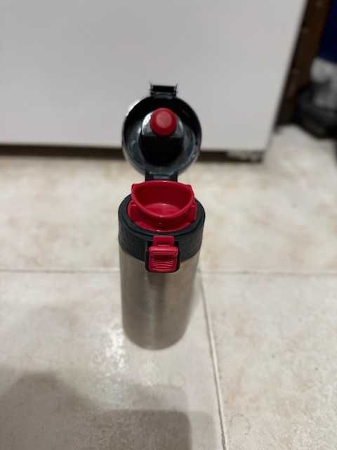 Garrafas térmicas (pequenas)