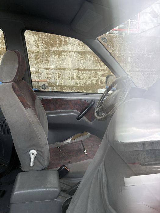 NISSAN TERRANO para peças