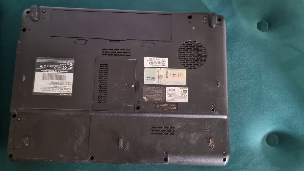 Laptopy Dell Toshiba Acer