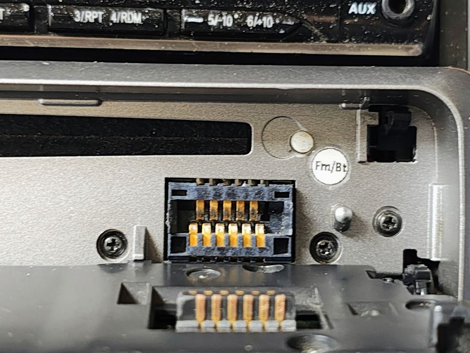 Pioneer deh-3400r Bluetooth