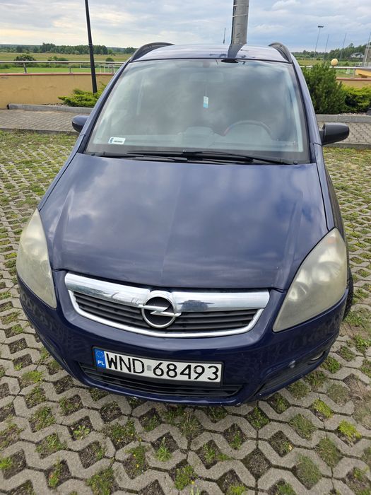 Opel Zafira 1.6 benzyna+gaz (7osób)