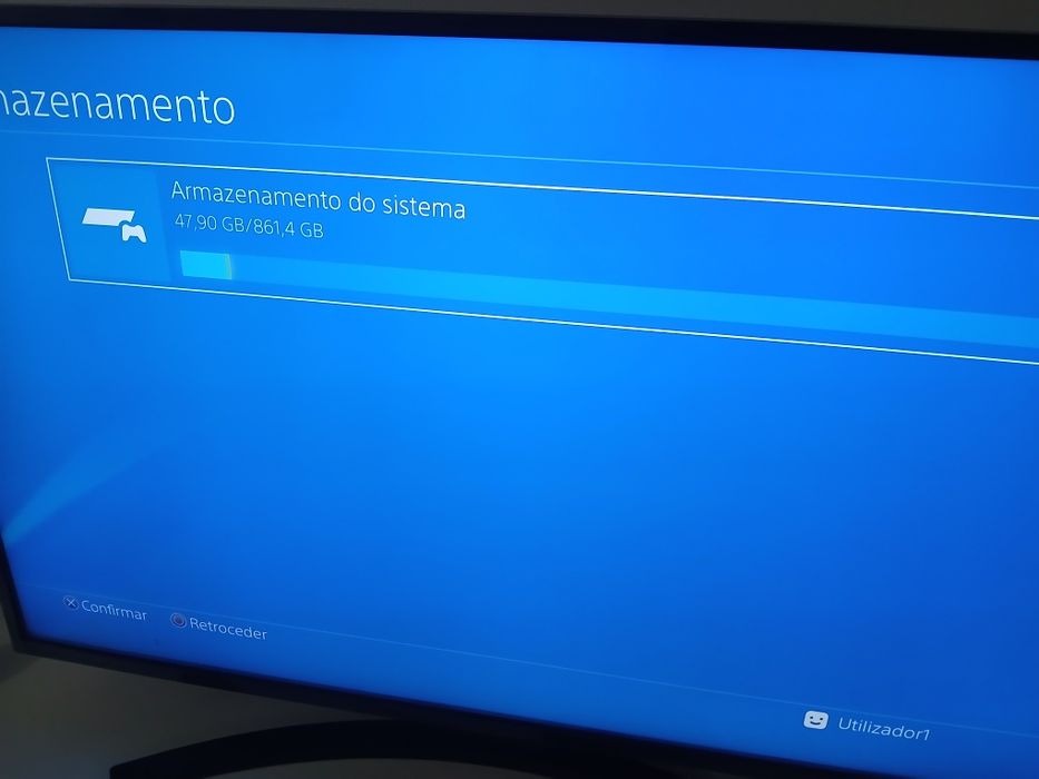 Playstation 4 PRO + Comando