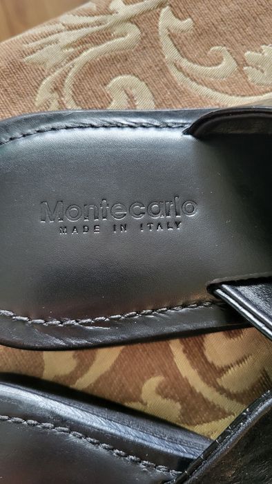 Продам летние мужские кожаные сланци.