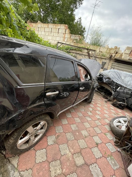 Продам mitsubishi outlander xl 2008 2.4 бензин после дтп