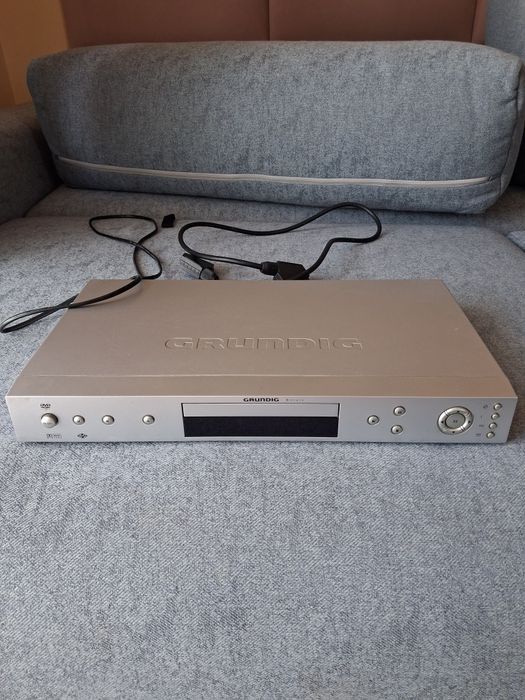 DVD Grundig wszystko sprawne.