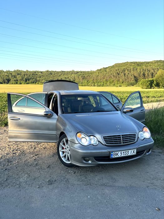 Mercedes Benz C220 w203 2.2 CDI автомат
