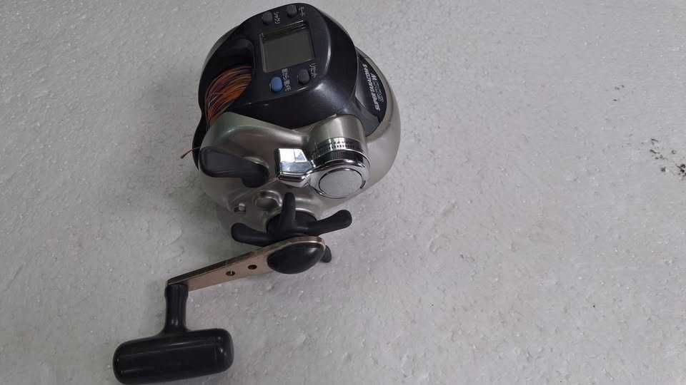 VALOR FIXO,Envio para as ilhas,Carretel elétrico Daiwa SUPER TANACOM S 500W impecável