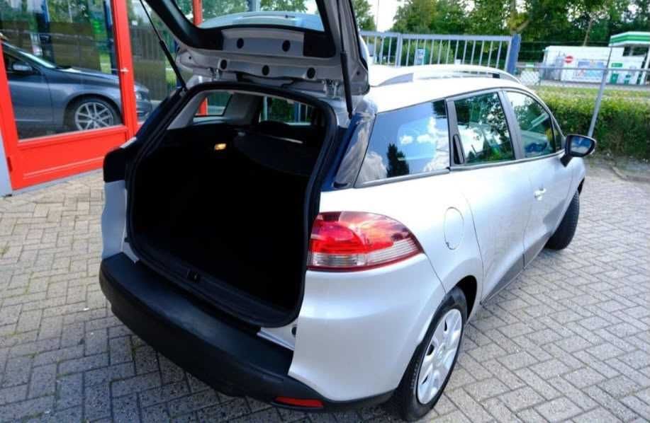 Renault Clio Sport Tourer 1.5 dCi — photo 2