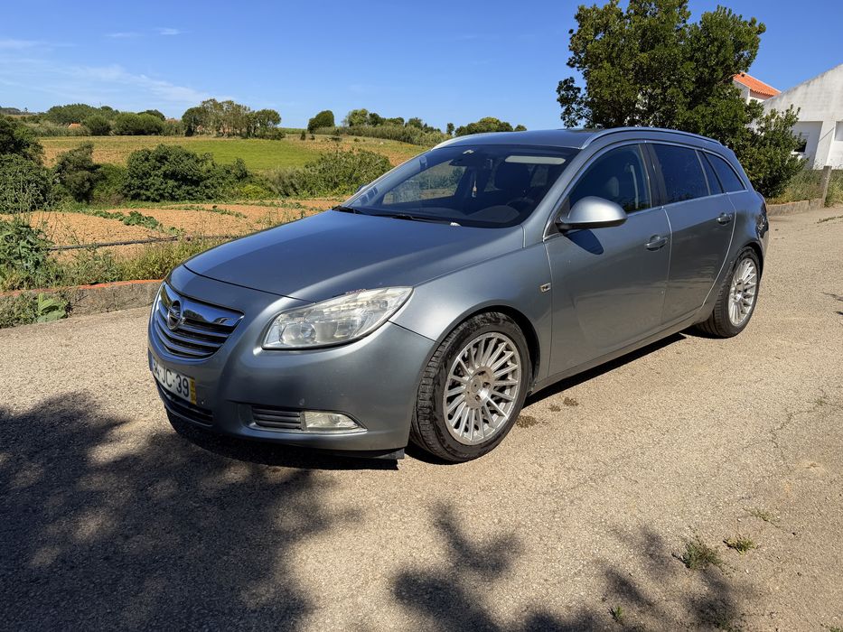 Opel Insignia  2.0  2010