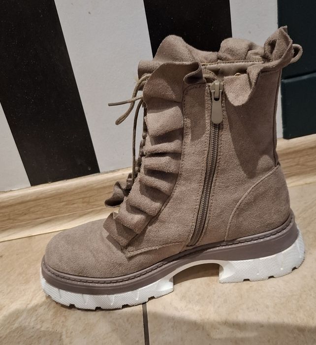 Botki  ocieplane  damskie  38